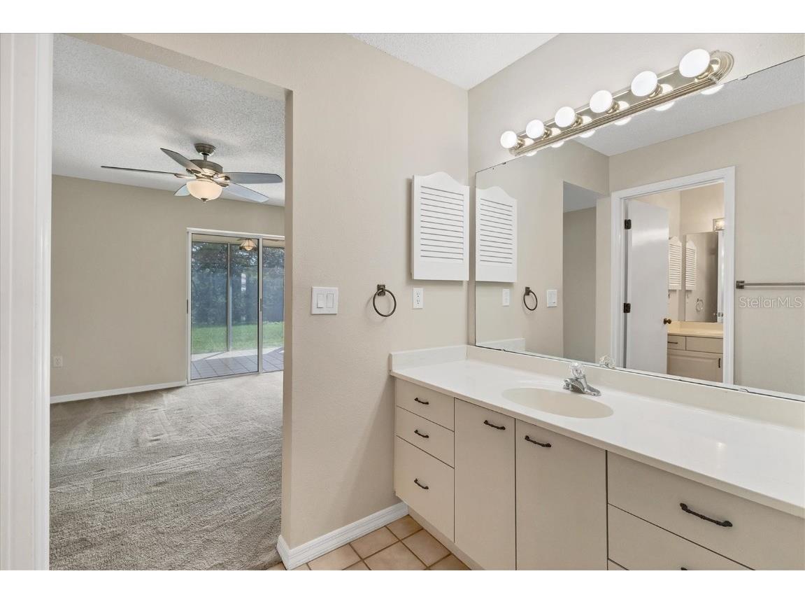 3244 Ringwood Meadow #77 Sarasota FL 34235 A4663917 image20