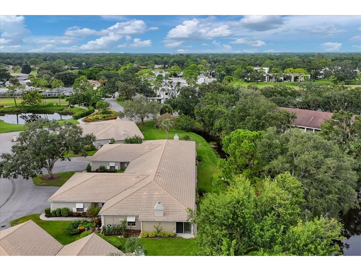 3244 Ringwood Meadow #77 Sarasota FL 34235 A4663917 image35