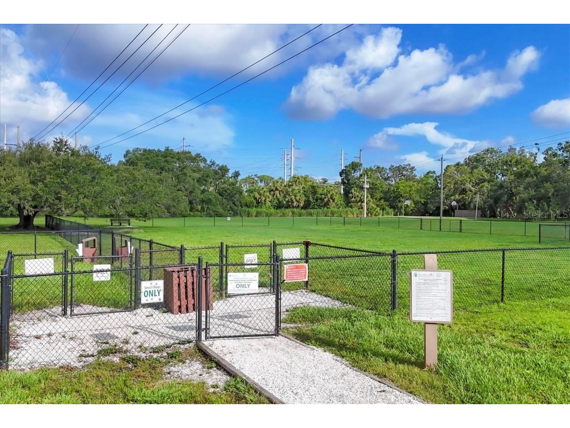 3244 Ringwood Meadow #77 Sarasota FL 34235 A4663917 image57