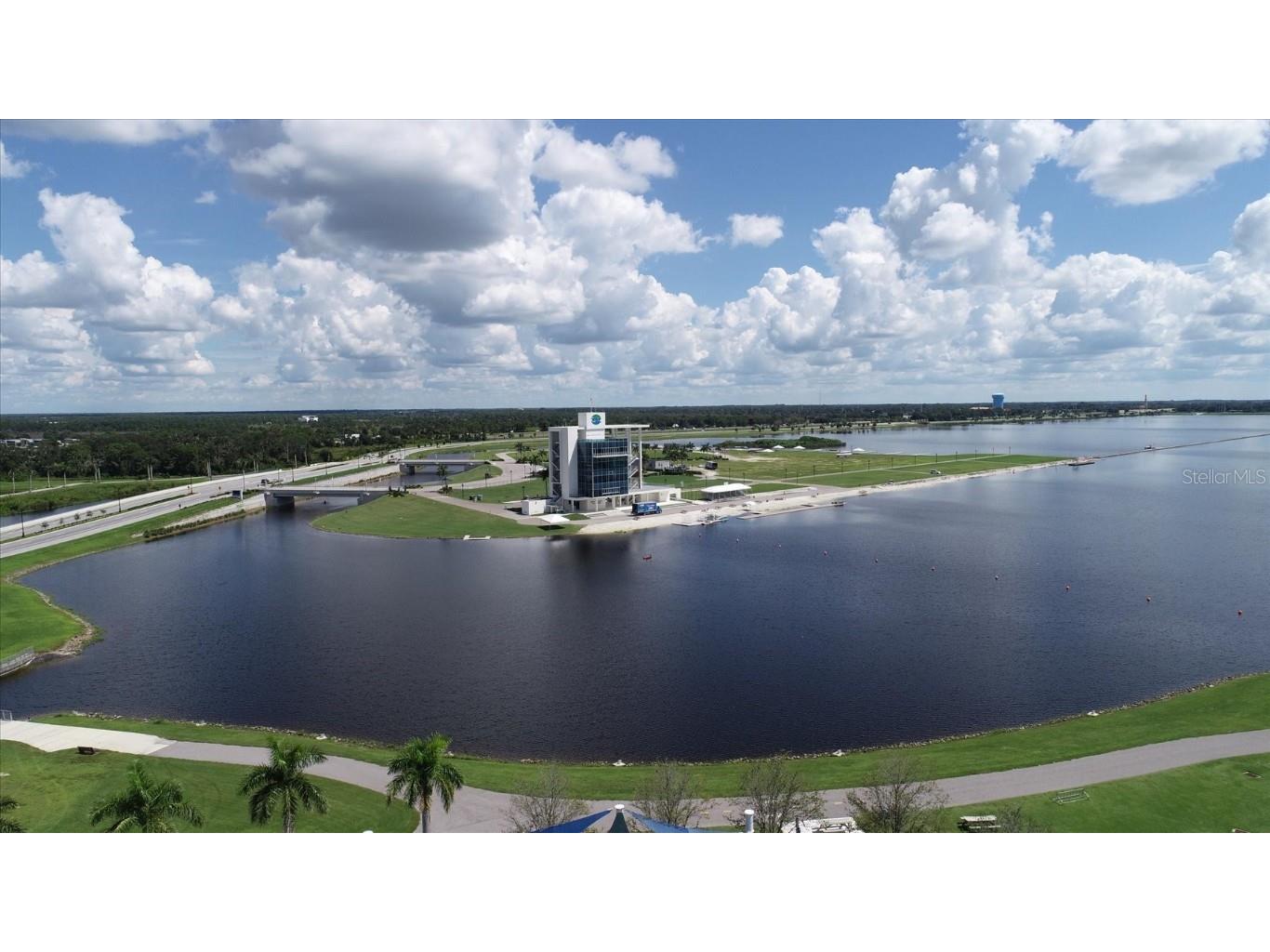 3244 Ringwood Meadow #77 Sarasota FL 34235 A4663917 image59