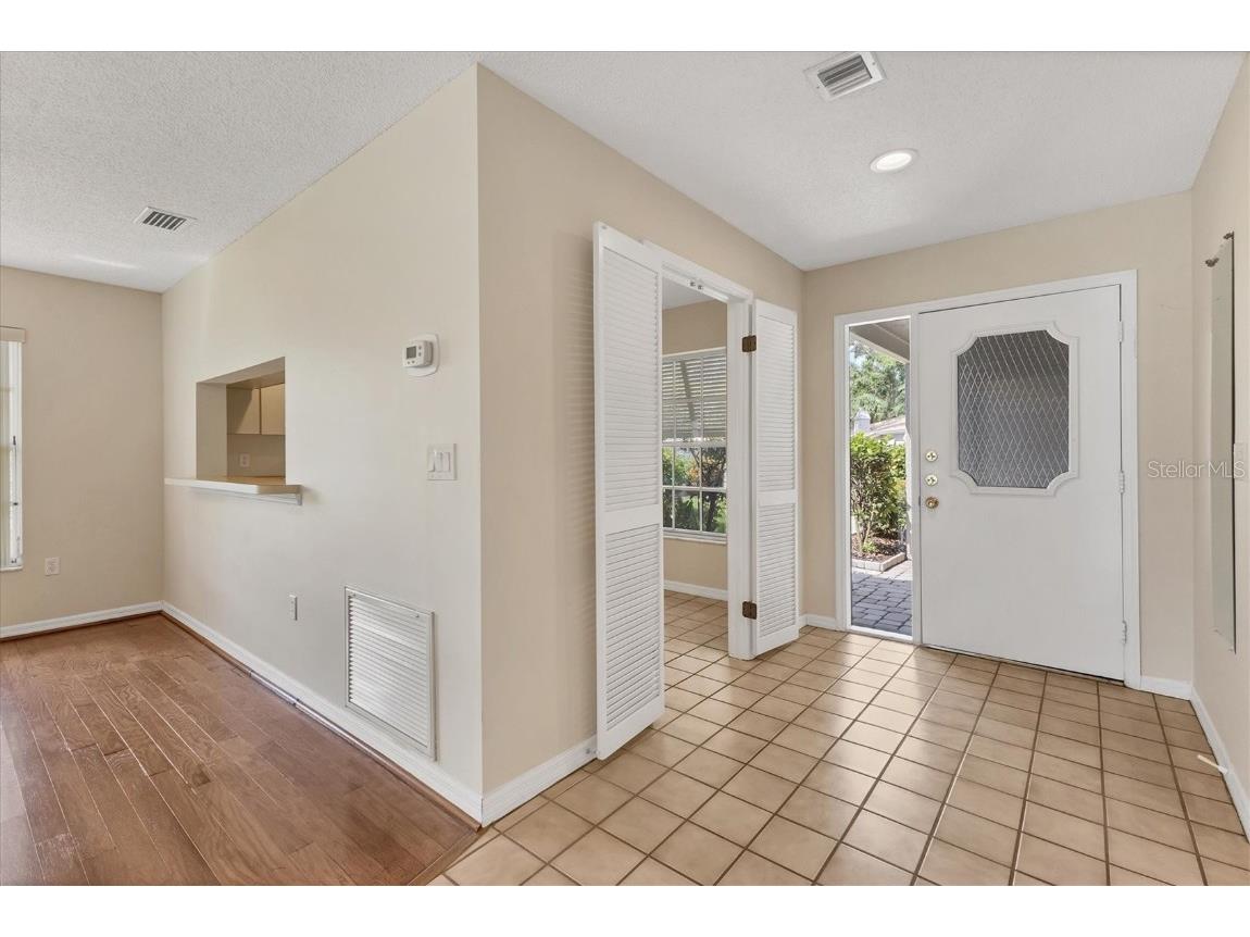 3244 Ringwood Meadow #77 Sarasota FL 34235 A4663917 image8