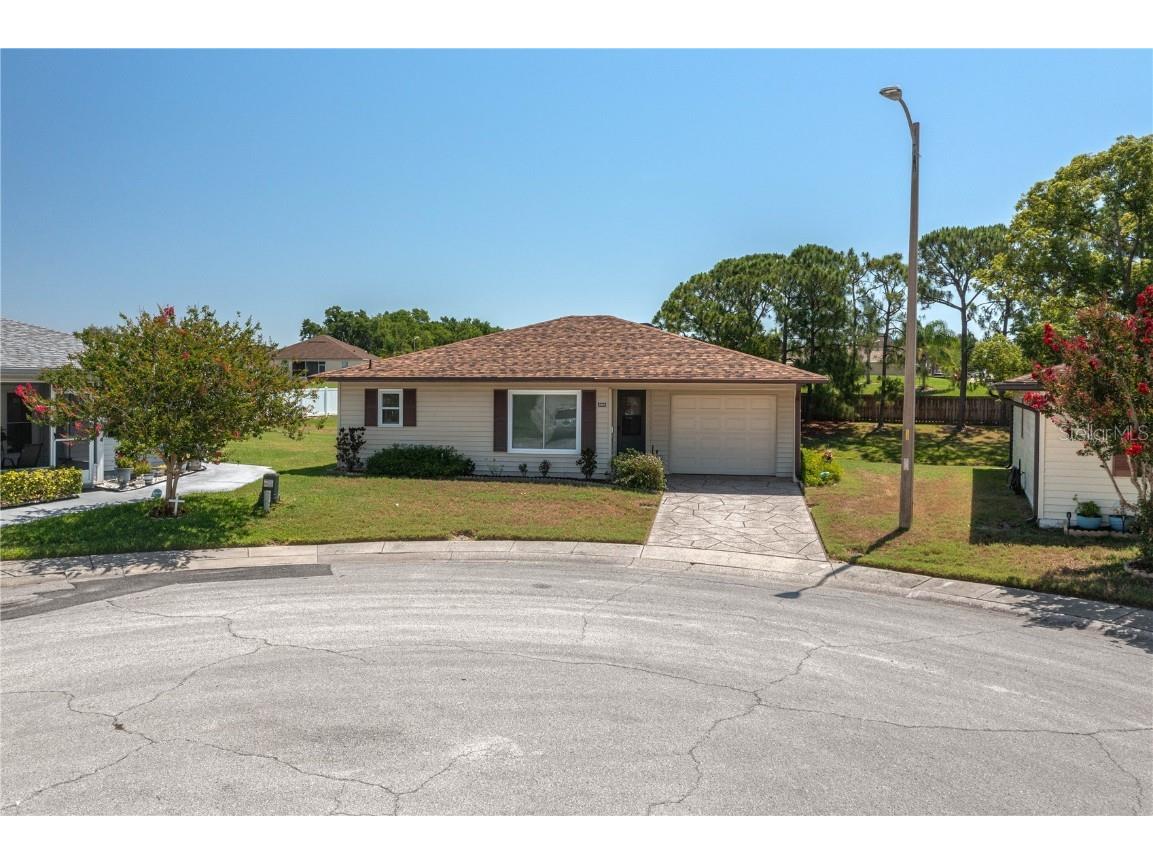 3245 Prairie Dunes Circle E Lakeland FL 33810 P4934841 image2