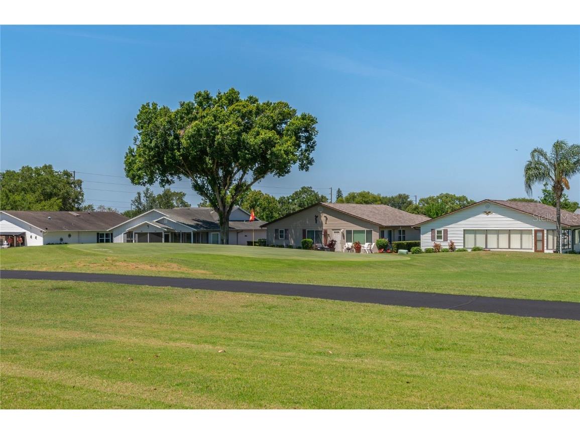 3245 Prairie Dunes Circle E Lakeland FL 33810 P4934841 image35