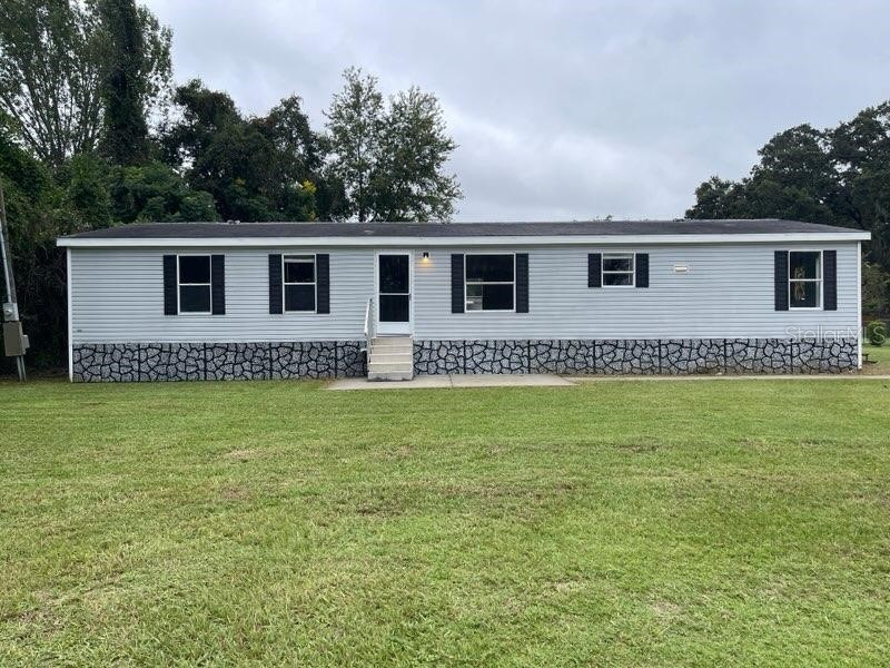 3245 SE 133rd Place Belleview FL 34420 OM665699 image1