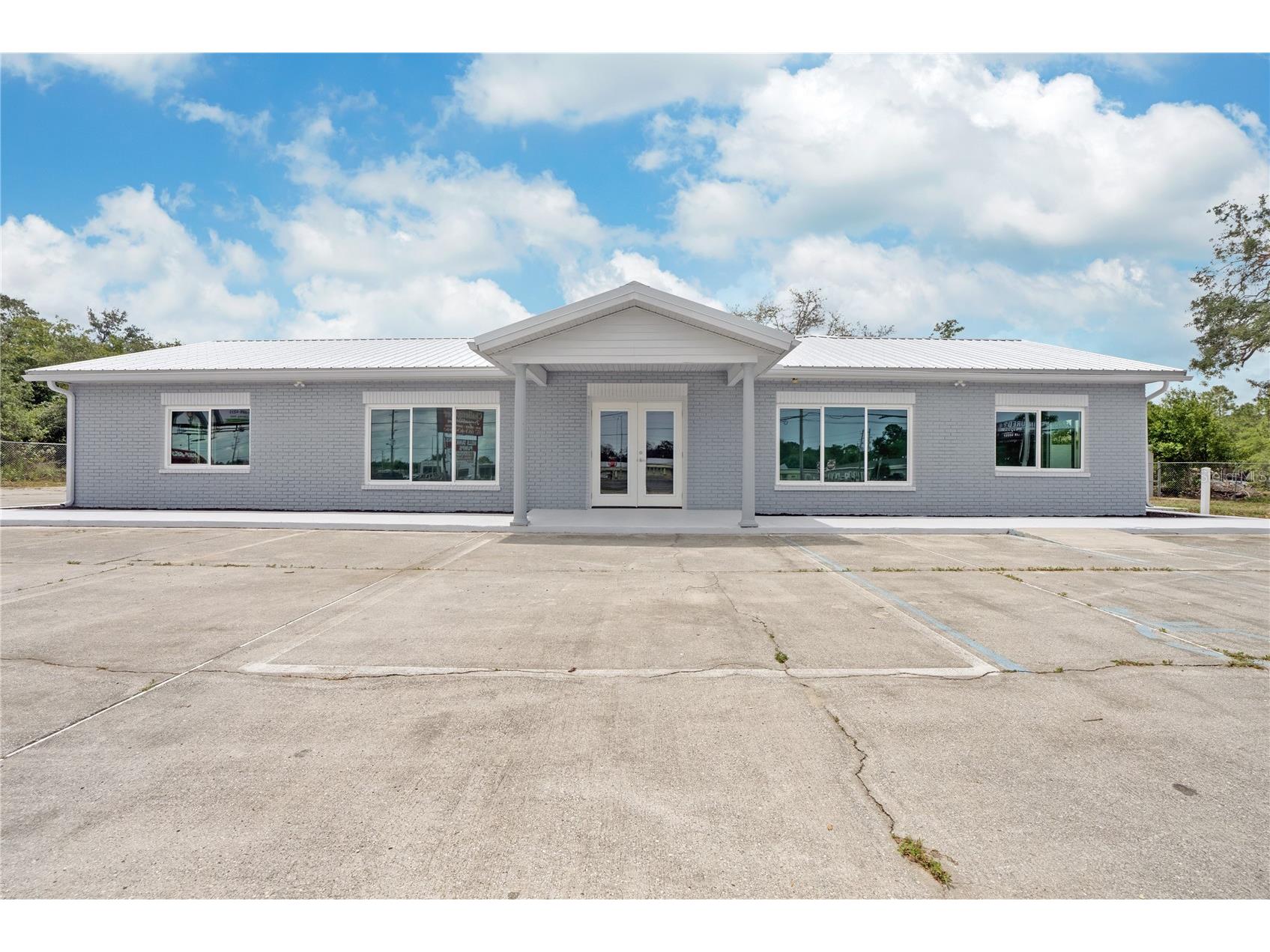 3248 Commercial Way Spring Hill FL 34606 A4608257 image1