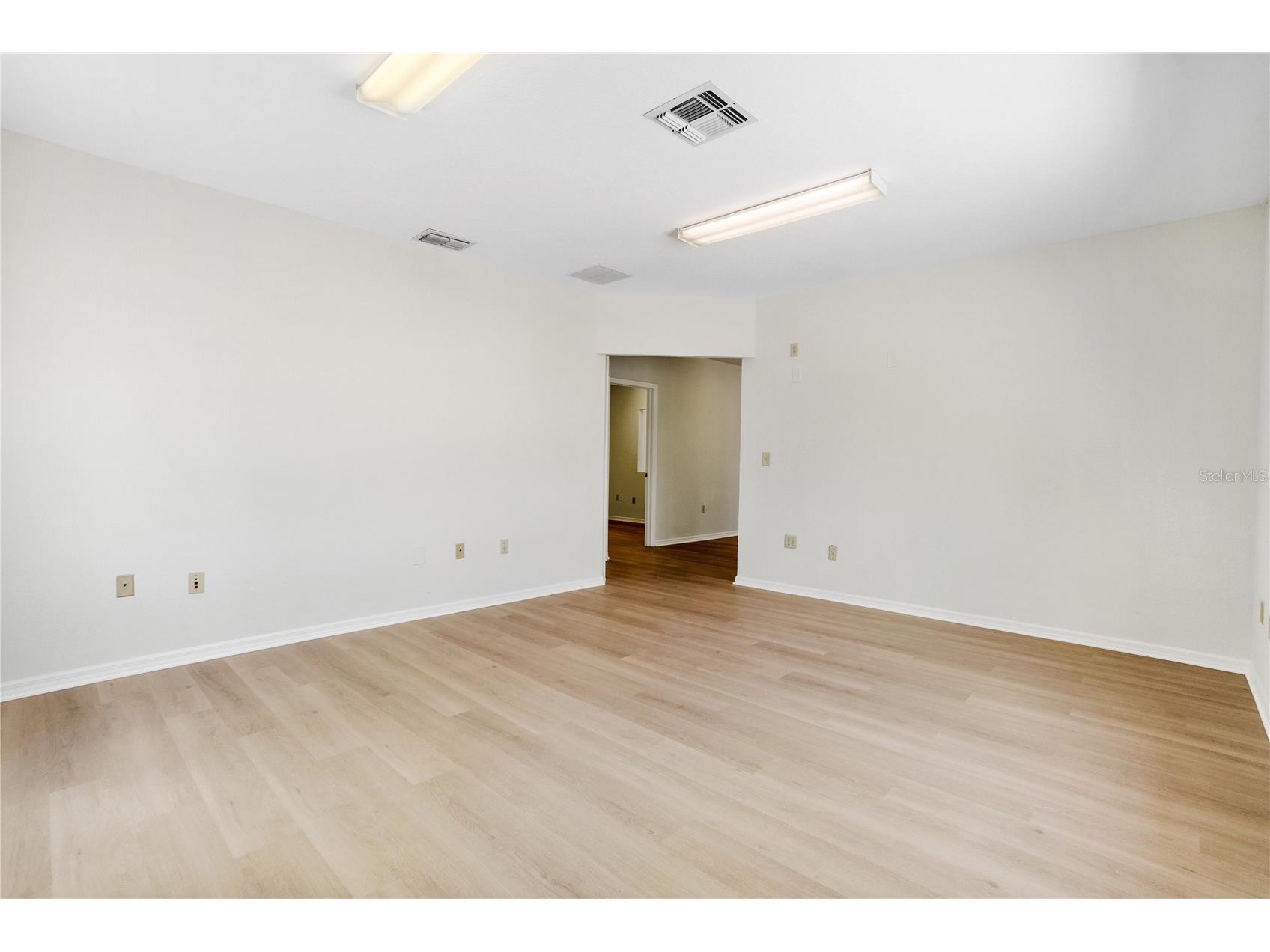 3248 Commercial Way Spring Hill FL 34606 A4608257 image15