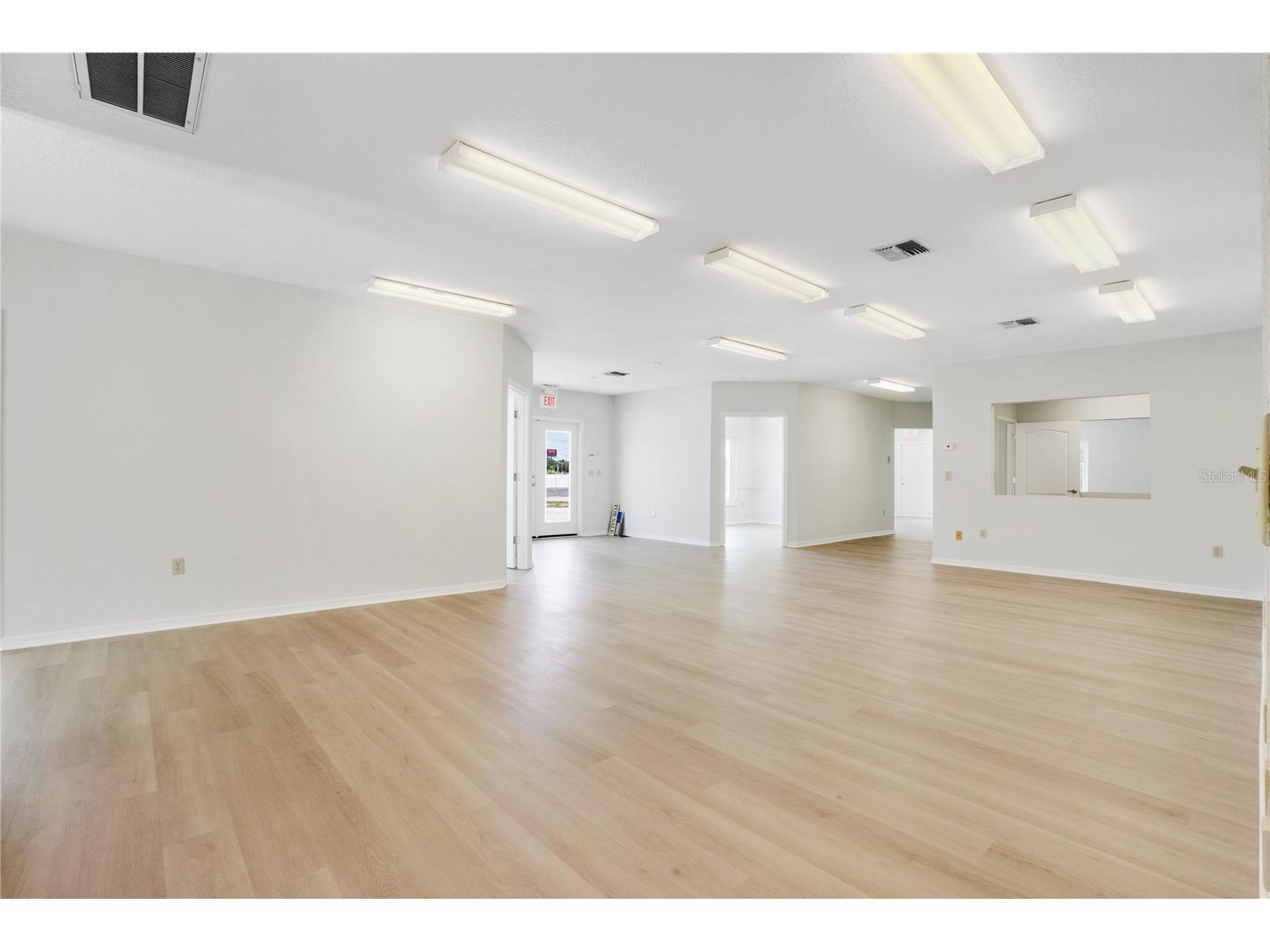 3248 Commercial Way Spring Hill FL 34606 A4608257 image7