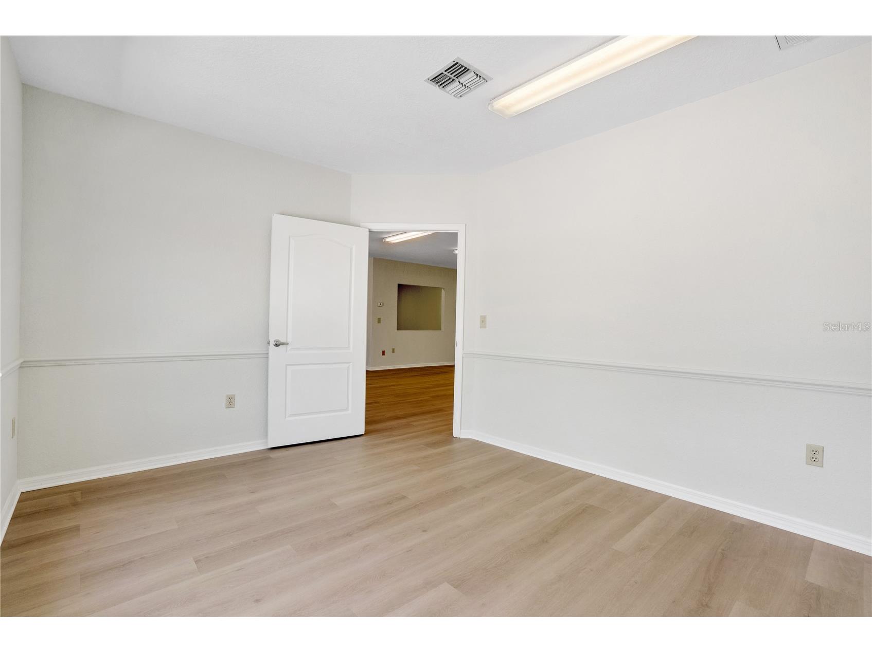3248 Commercial Way Spring Hill FL 34606 A4608257 image9