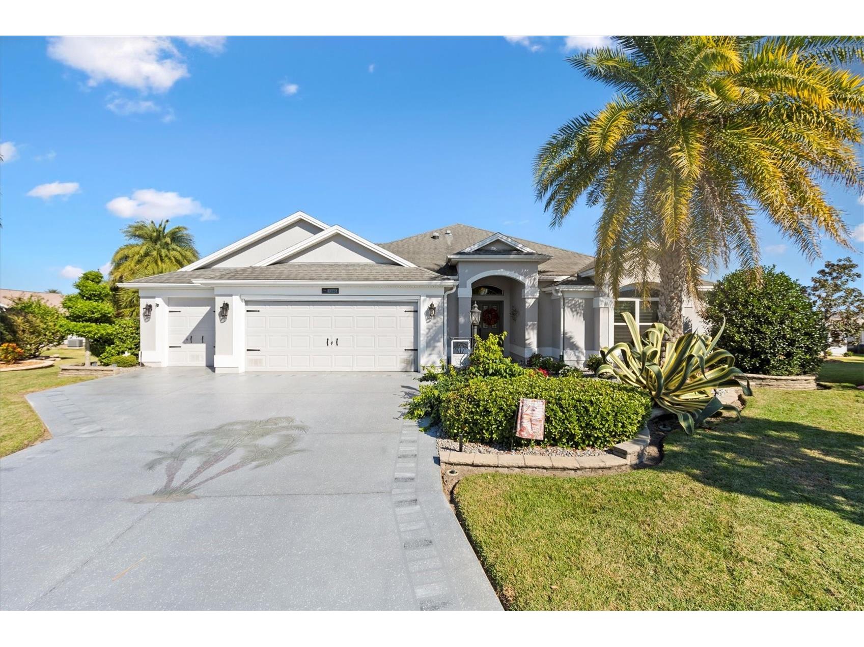 3248 Killington Loop The Villages FL 32163 A4676530 image1