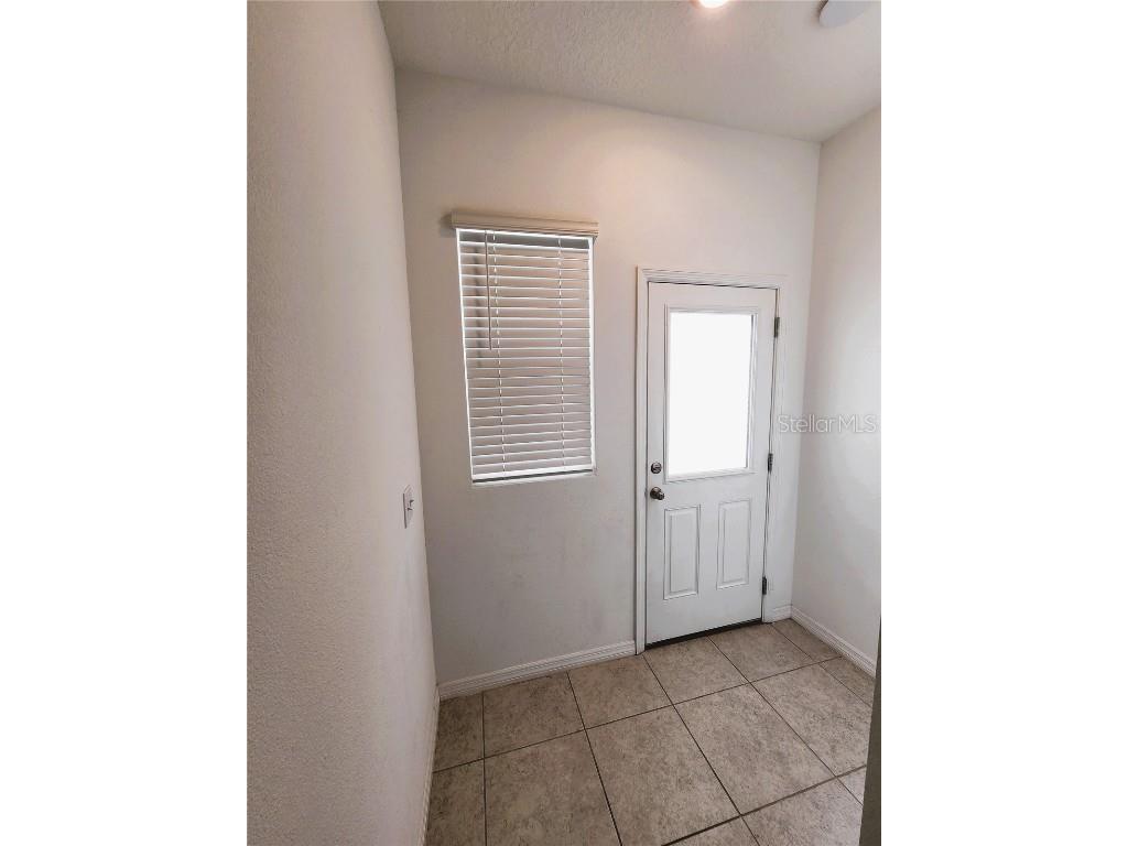 3248 Merton Alley Orlando FL 32808 O6316512 image23