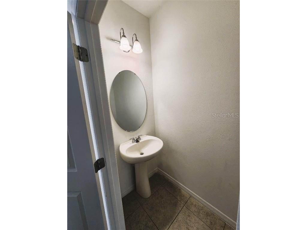 3248 Merton Alley Orlando FL 32808 O6316512 image7