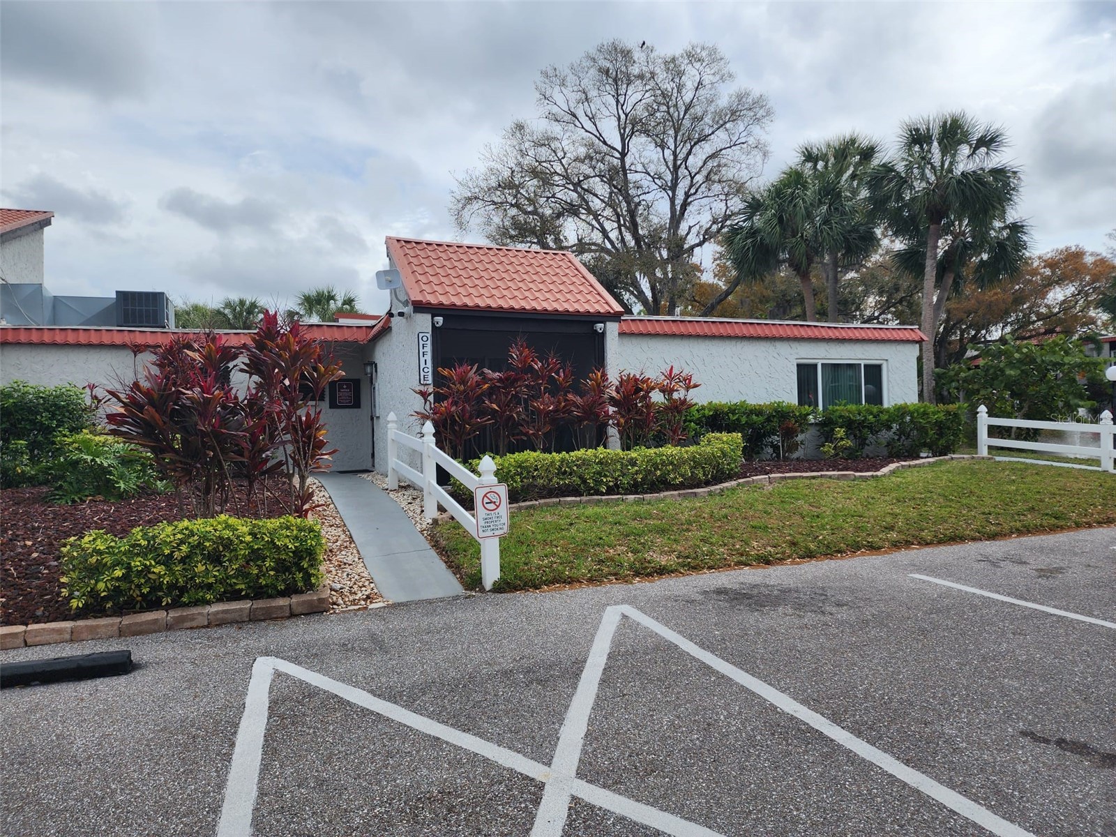 3249 Beneva Road #204 Sarasota FL 34232 W7882210 image2