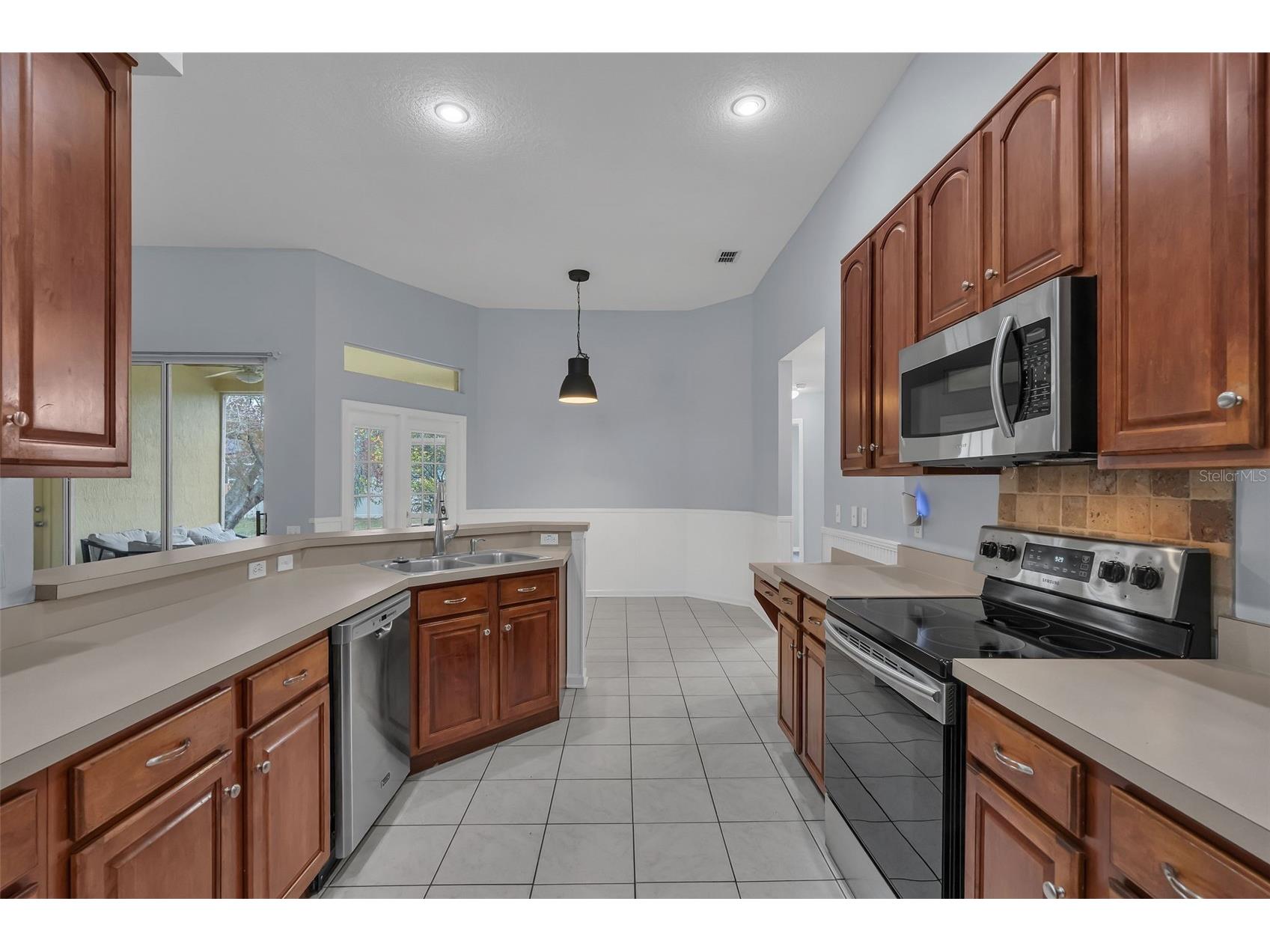 3249 Falcon Point Drive Kissimmee FL 34741 O6376917 image17