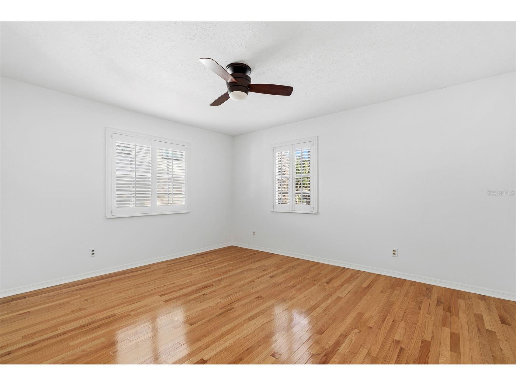 325 17th Avenue NE Saint Petersburg FL 33704 TB8476820 image26