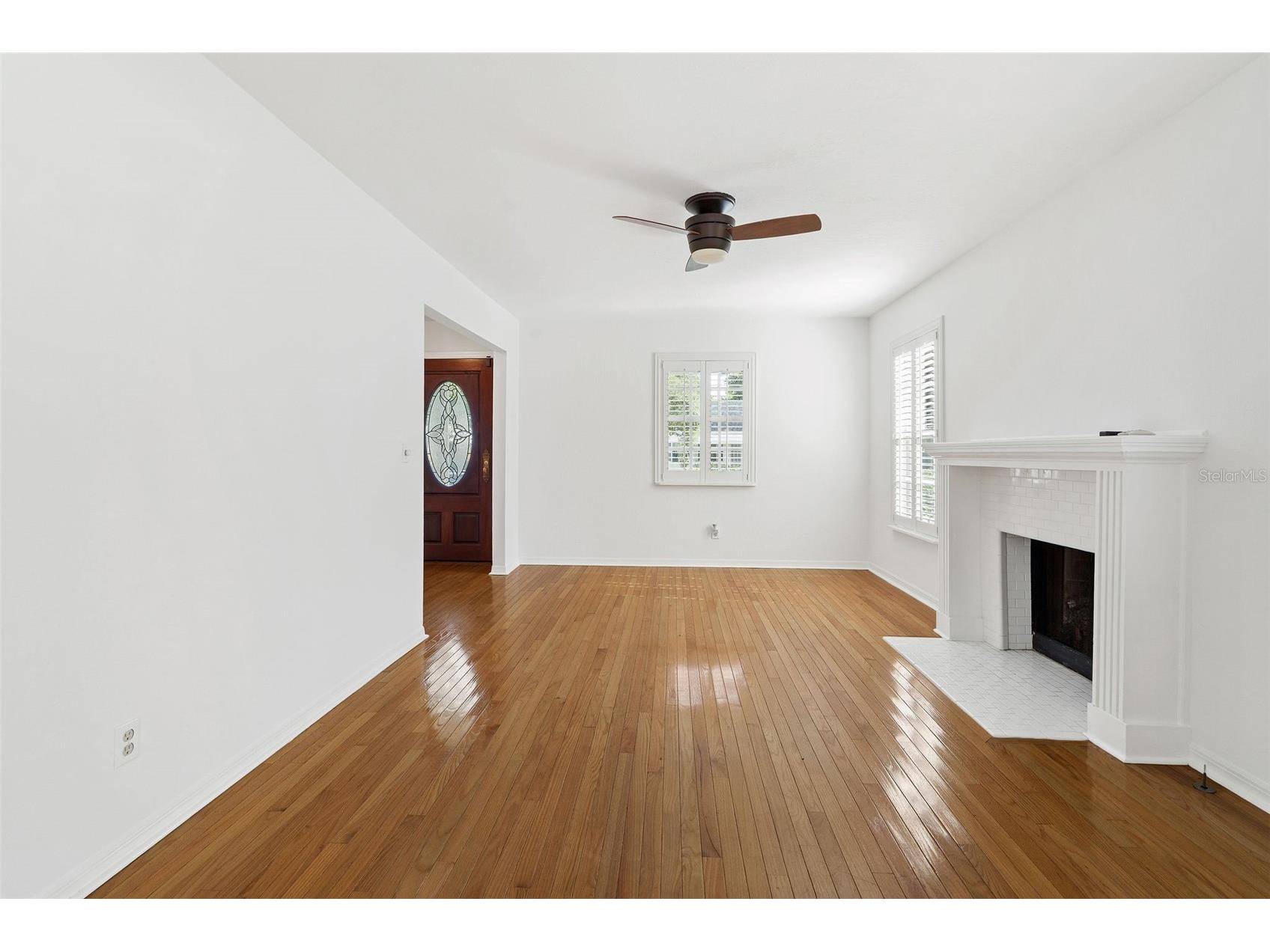 325 17th Avenue NE Saint Petersburg FL 33704 TB8476820 image6