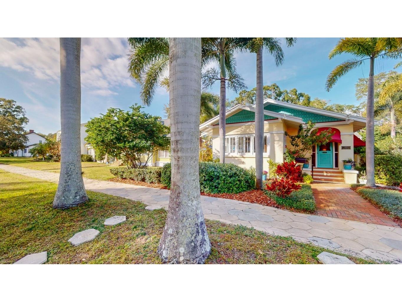 325 19th Avenue NE Saint Petersburg FL 33704 T3490876 image1