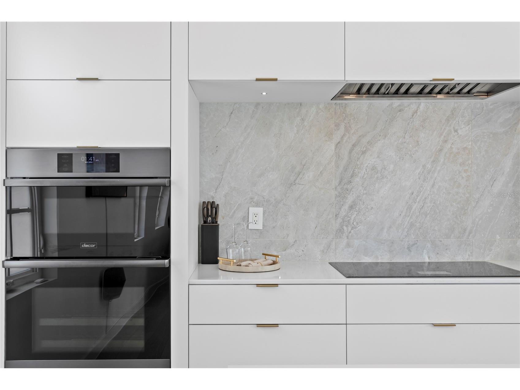 325 22nd Avenue NE Saint Petersburg FL 33704 TB8494085 image22
