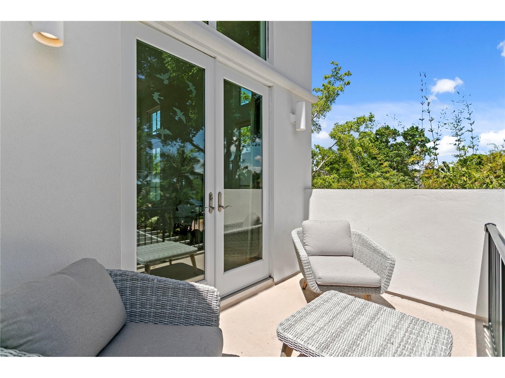 325 22nd Avenue NE Saint Petersburg FL 33704 TB8494085 image37
