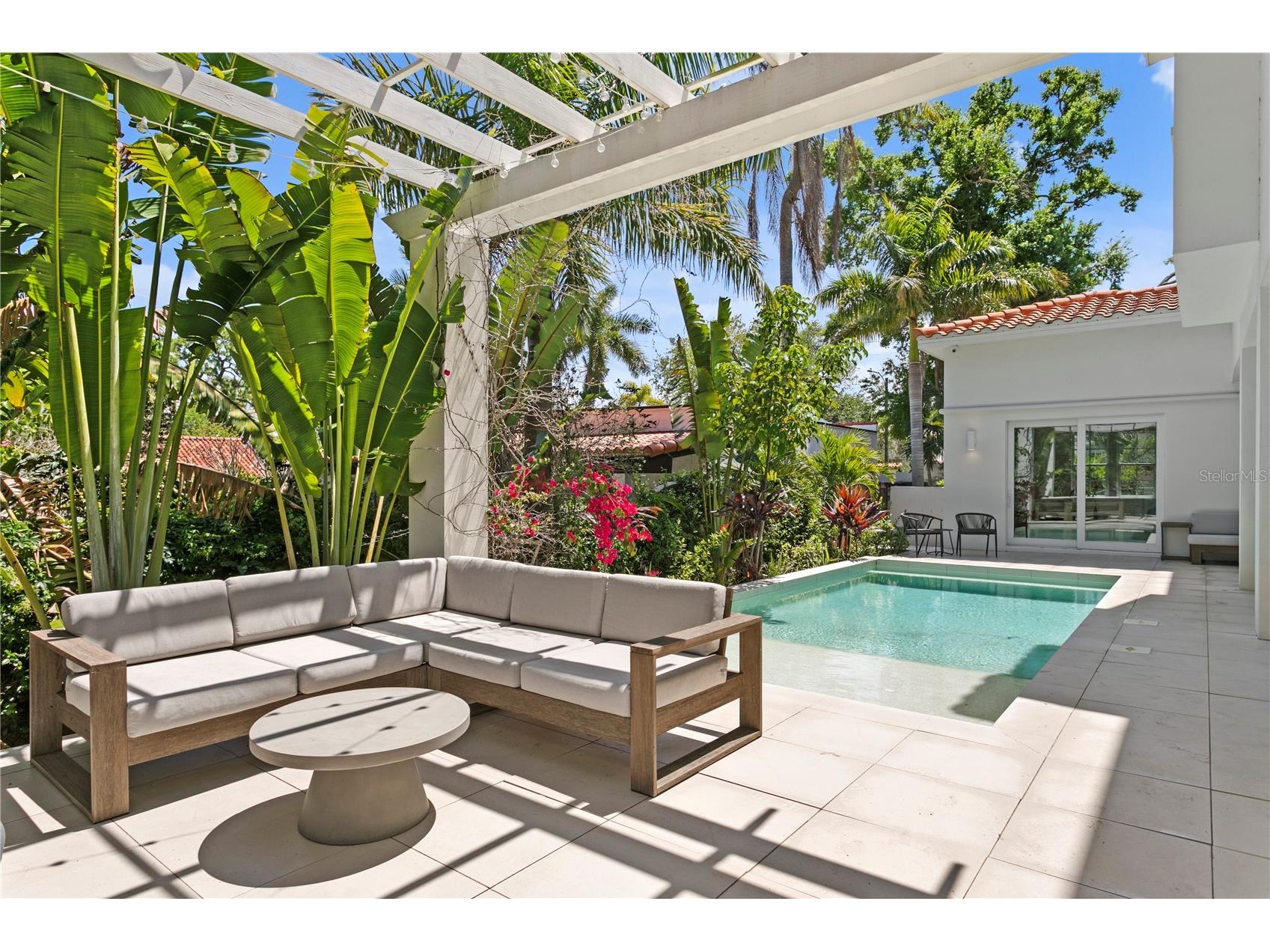 325 22nd Avenue NE Saint Petersburg FL 33704 TB8494085 image51