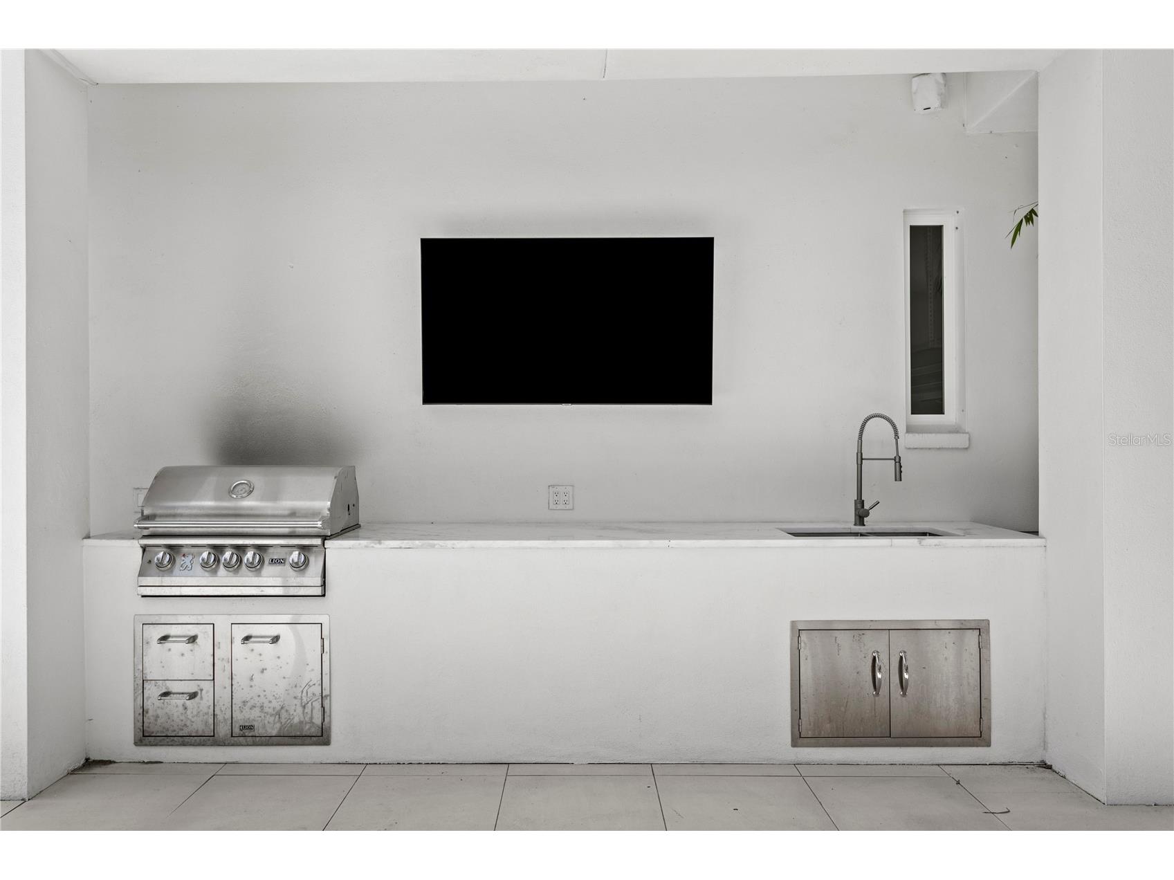 325 22nd Avenue NE Saint Petersburg FL 33704 TB8494085 image53