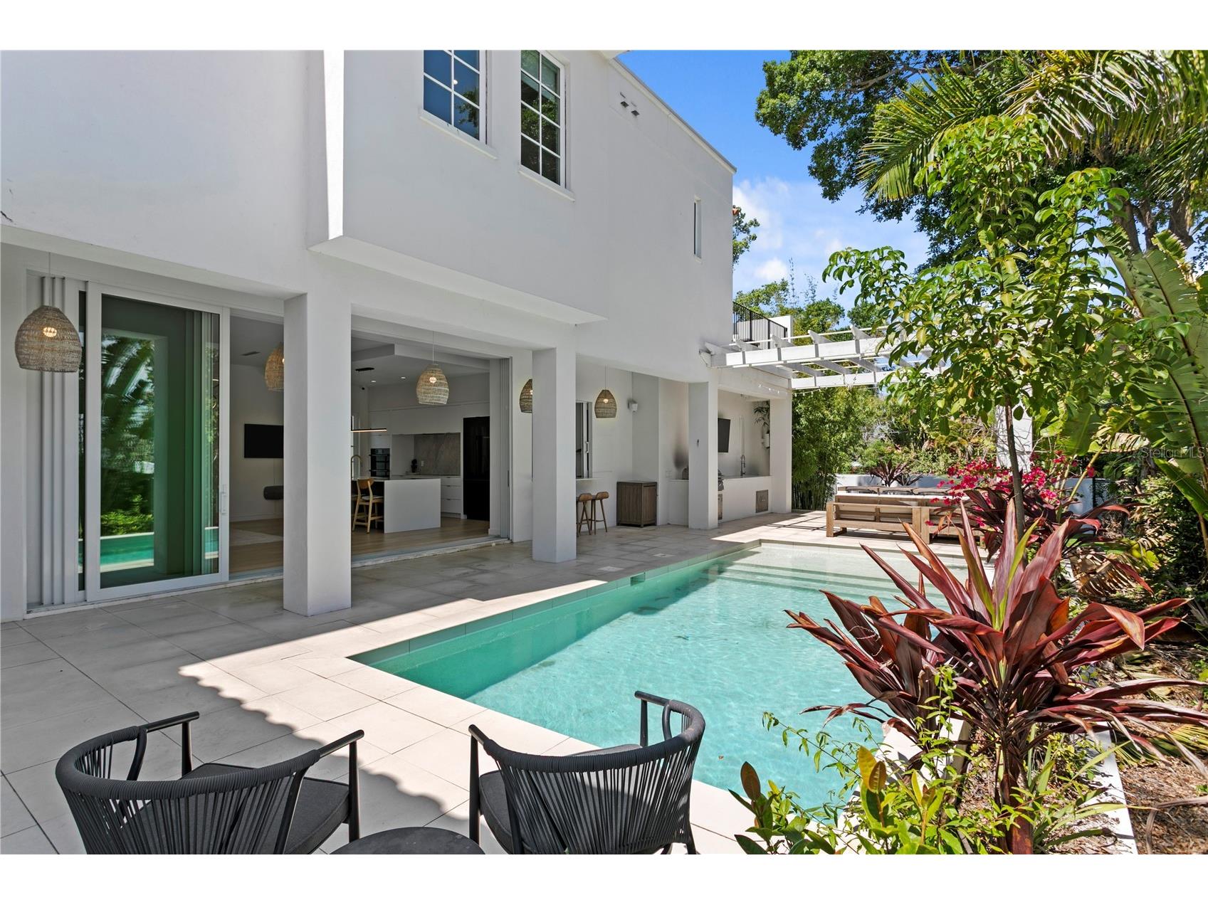 325 22nd Avenue NE Saint Petersburg FL 33704 TB8494085 image54