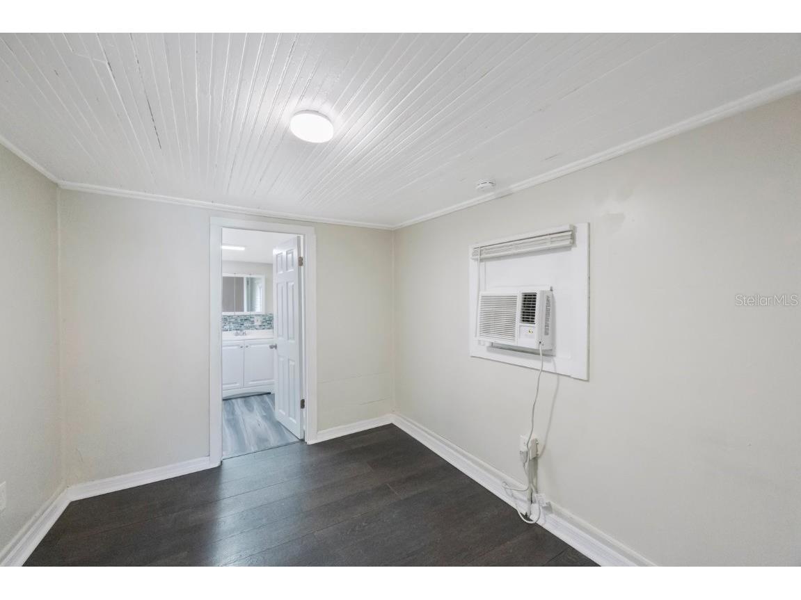 325 41st Street N Saint Petersburg FL 33713 TB8450158 image15