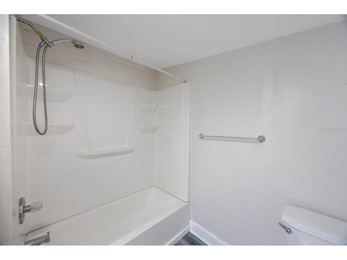 325 41st Street N Saint Petersburg FL 33713 TB8450158 image18