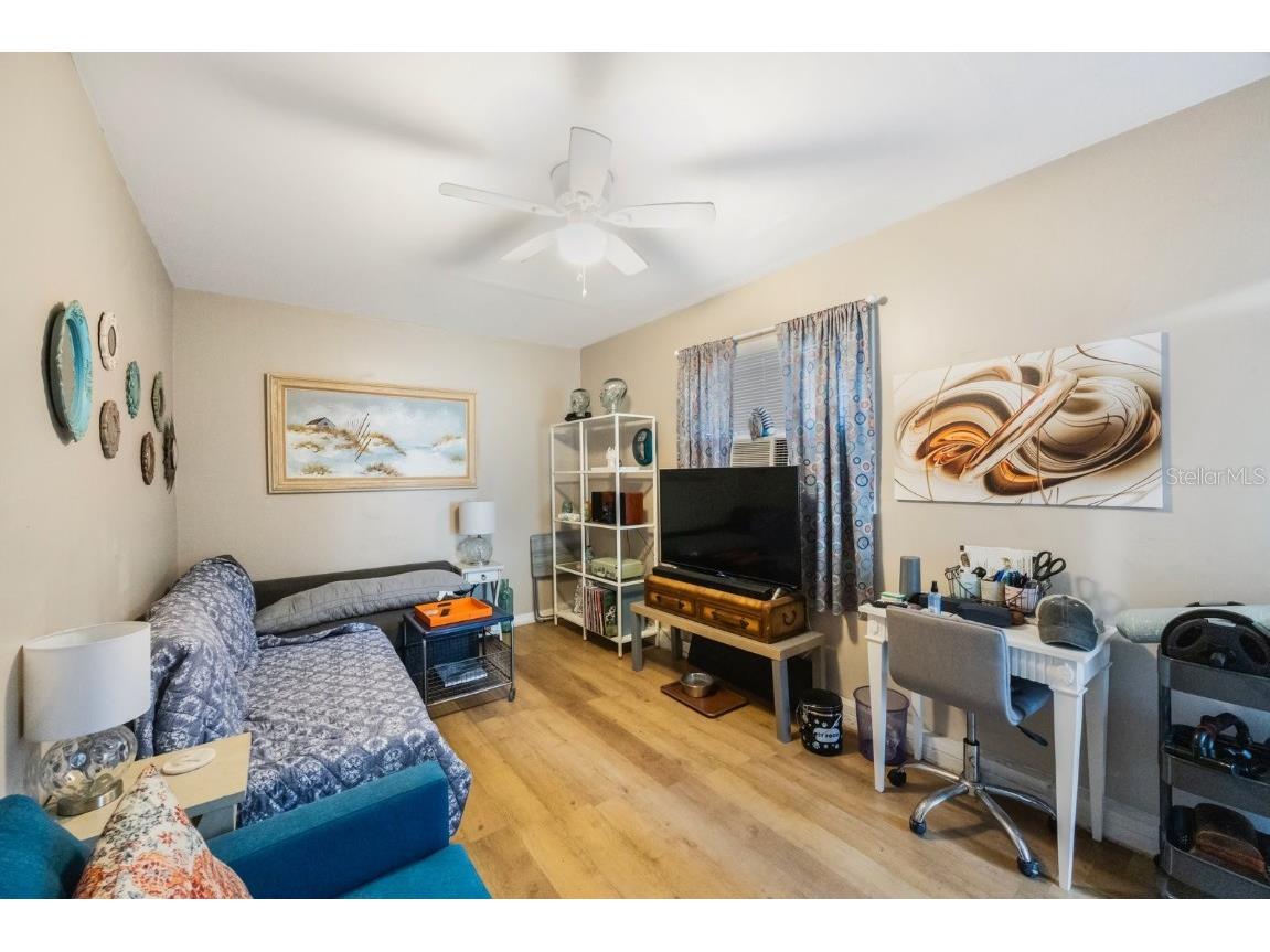 325 41st Street N Saint Petersburg FL 33713 TB8450158 image22