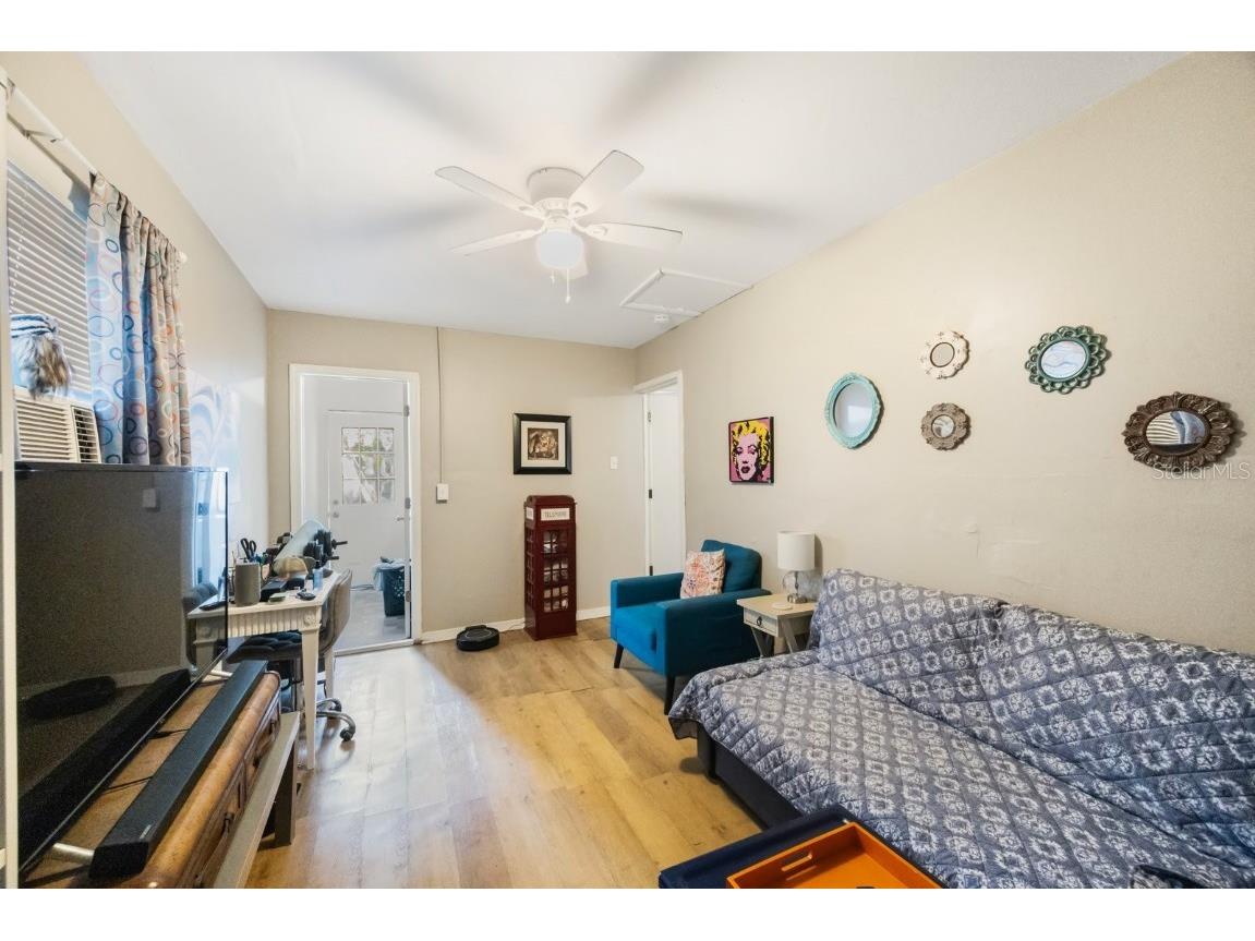 325 41st Street N Saint Petersburg FL 33713 TB8450158 image23