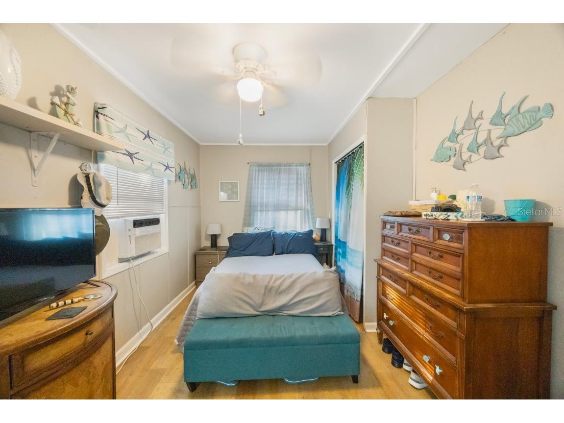 325 41st Street N Saint Petersburg FL 33713 TB8450158 image26