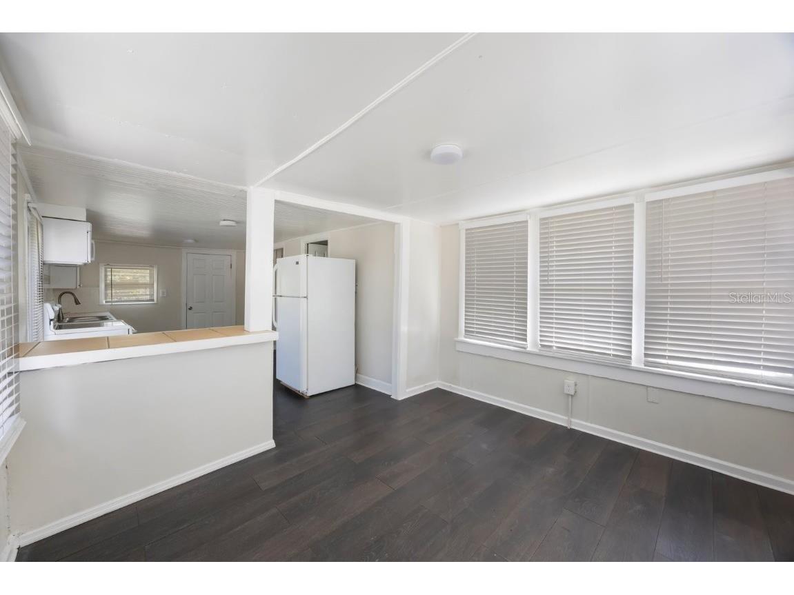 325 41st Street N Saint Petersburg FL 33713 TB8450158 image3