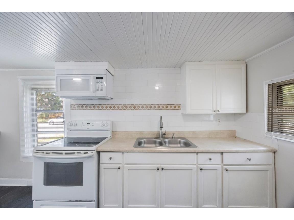 325 41st Street N Saint Petersburg FL 33713 TB8450158 image7