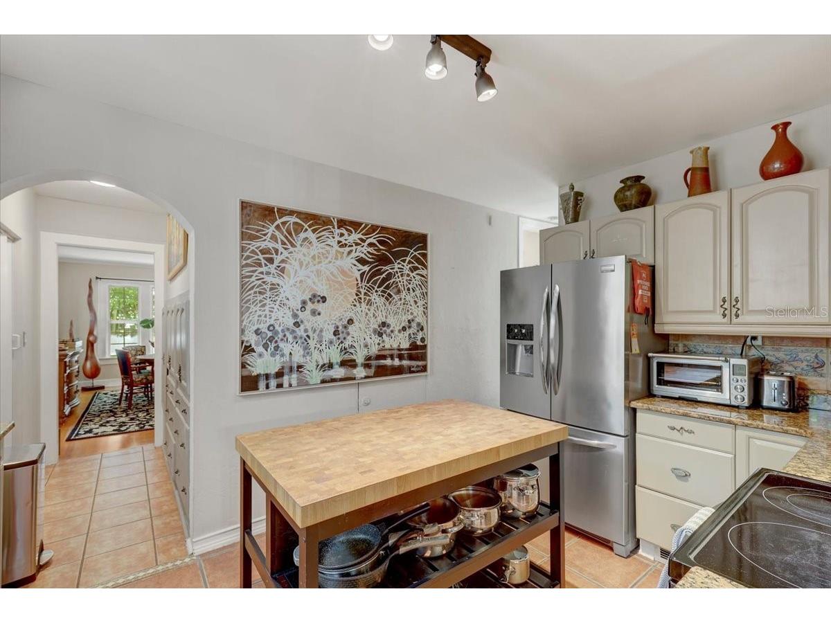 325 49th Street N Saint Petersburg FL 33710 TB8507435 image15