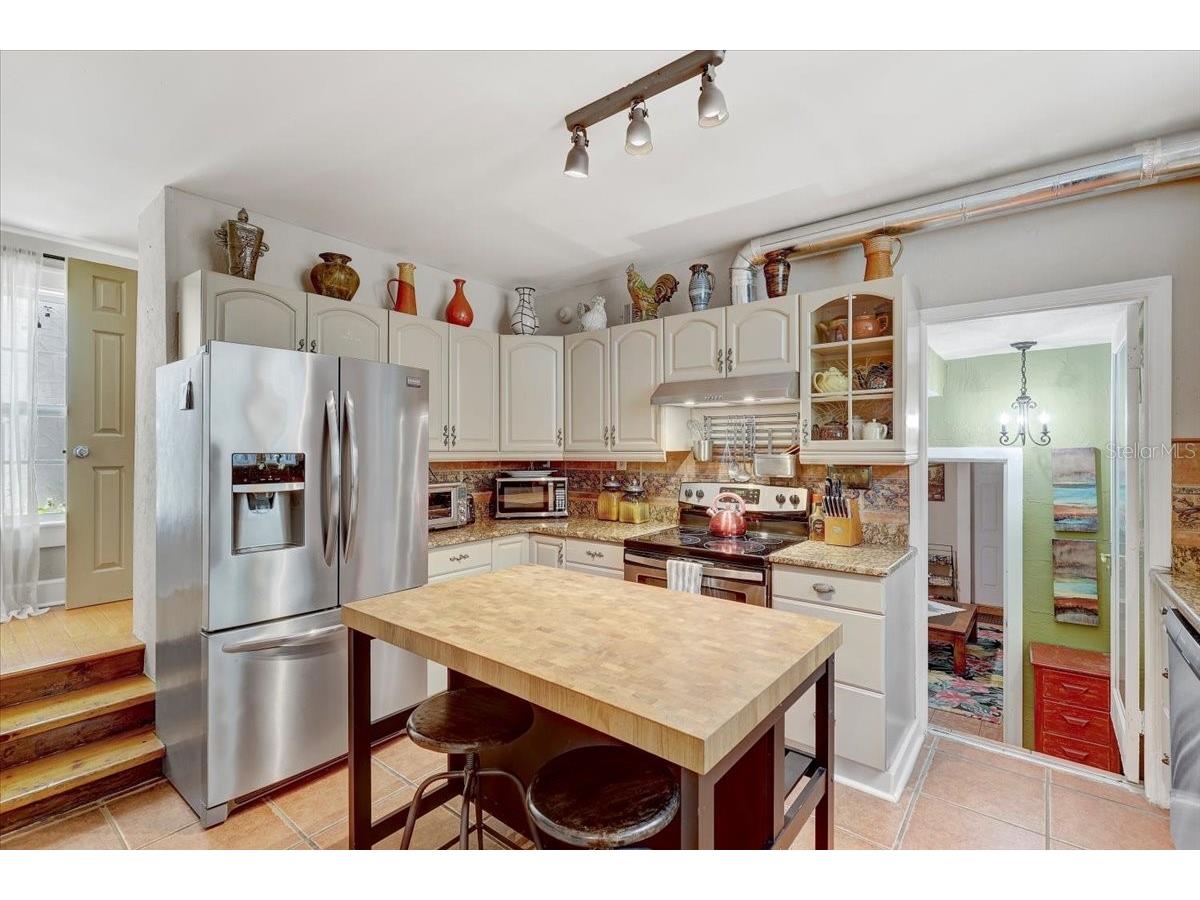 325 49th Street N Saint Petersburg FL 33710 TB8507435 image16