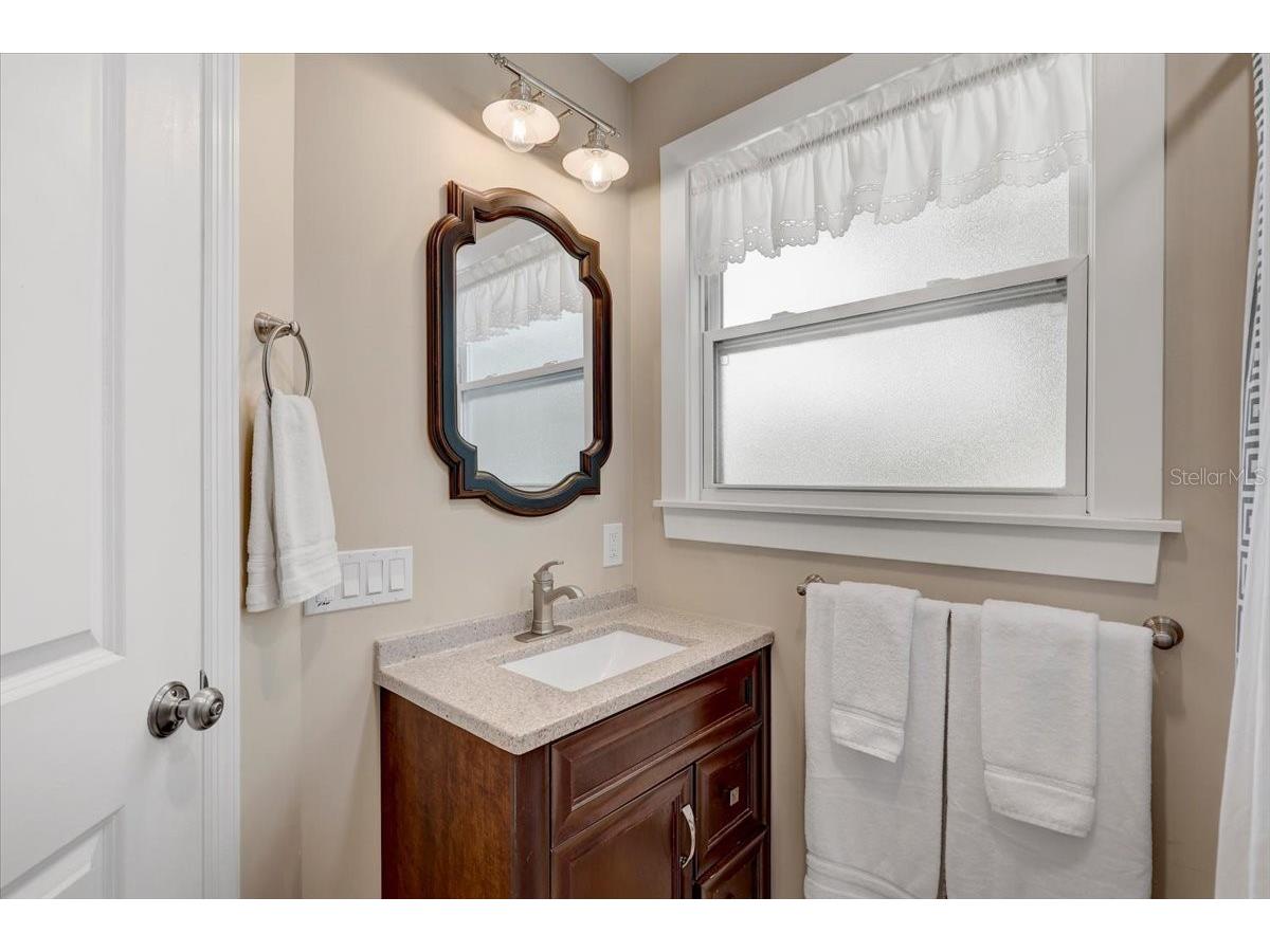 325 49th Street N Saint Petersburg FL 33710 TB8507435 image45