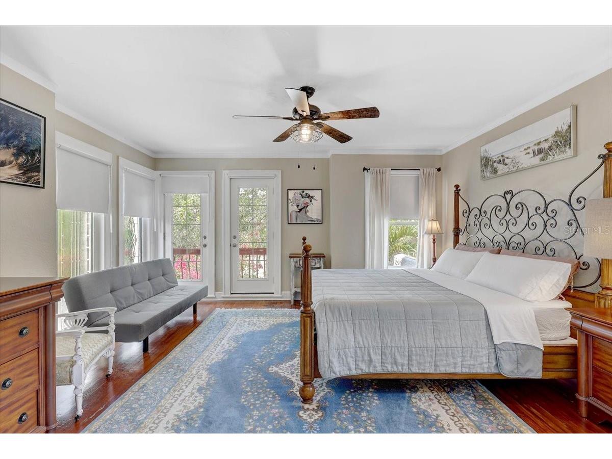325 49th Street N Saint Petersburg FL 33710 TB8507435 image46