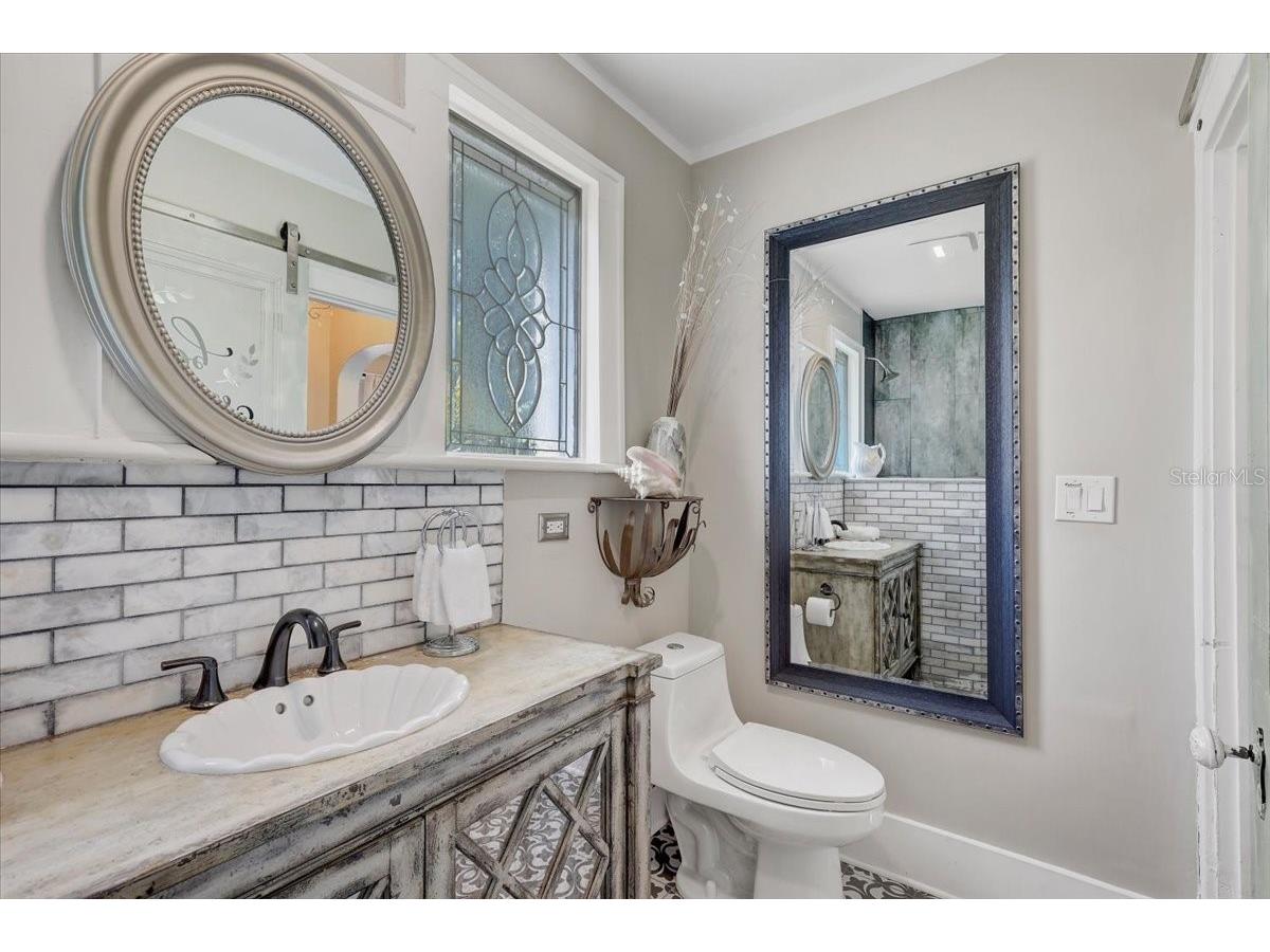 325 49th Street N Saint Petersburg FL 33710 TB8507435 image52