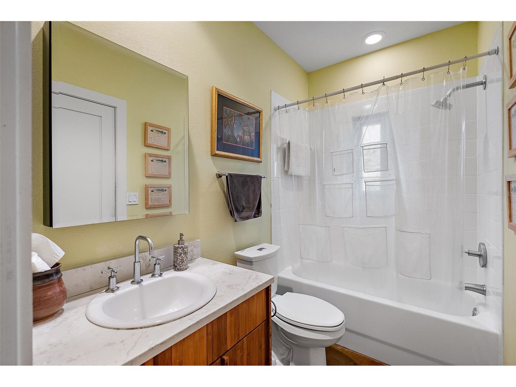 325 5th Avenue S #10 Saint Petersburg FL 33701 TB8484527 image14