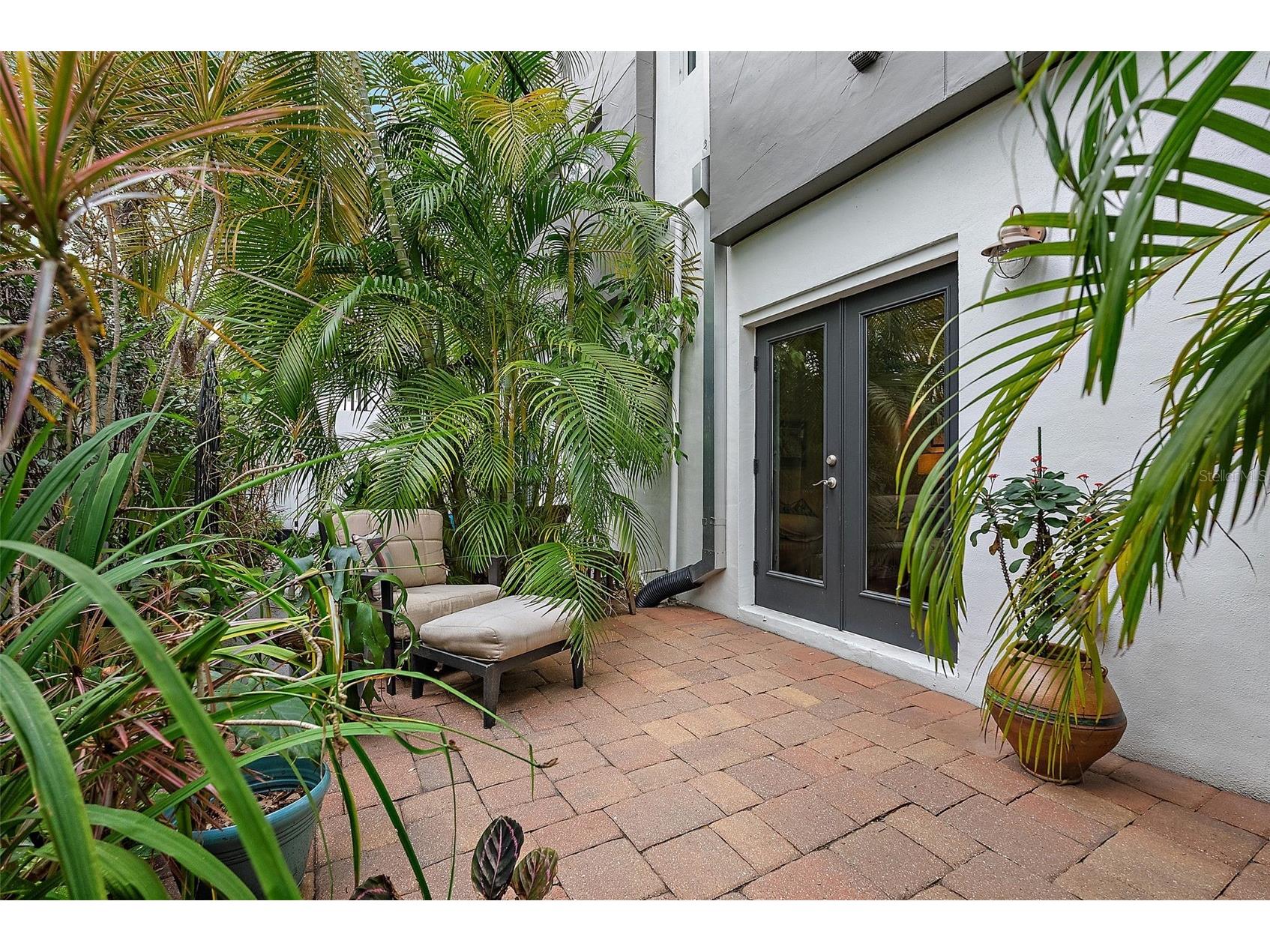 325 5th Avenue S #10 Saint Petersburg FL 33701 TB8484527 image21