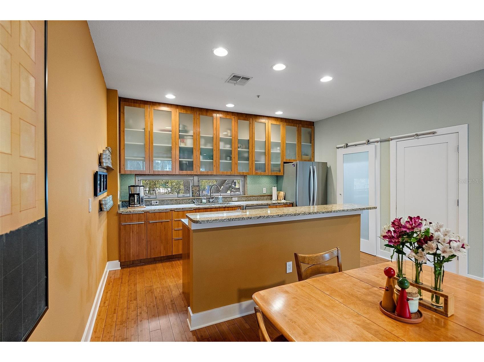 325 5th Avenue S #10 Saint Petersburg FL 33701 TB8484527 image23