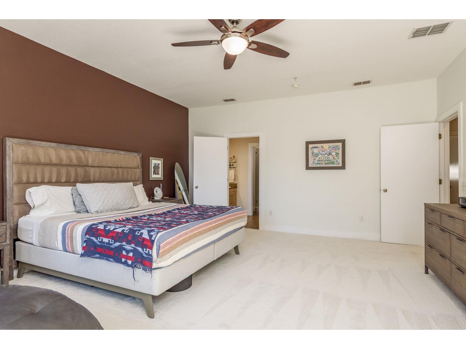 325 5th Avenue S #6 Saint Petersburg FL 33701 TB8474703 image17