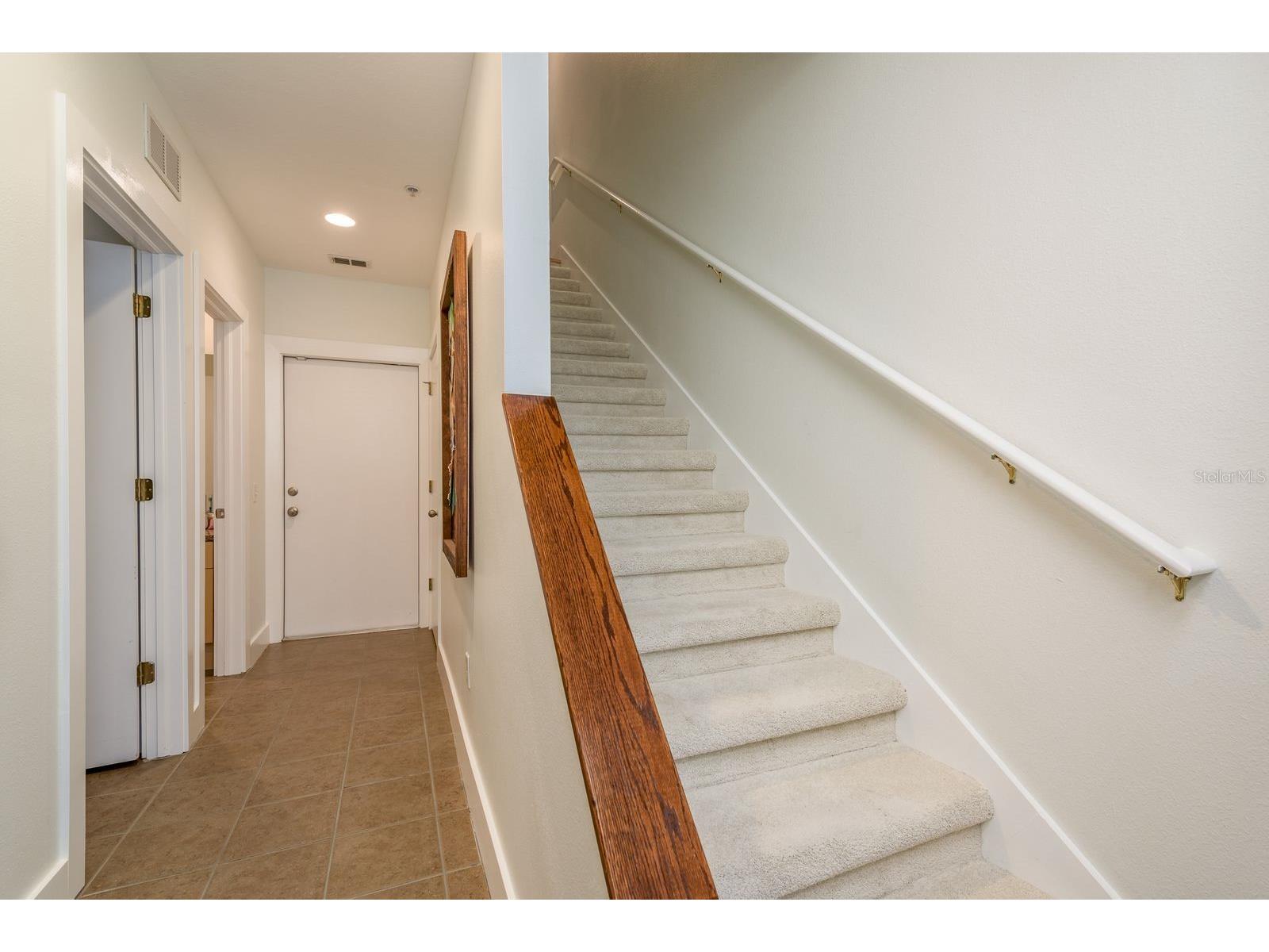 325 5th Avenue S #6 Saint Petersburg FL 33701 TB8474703 image6