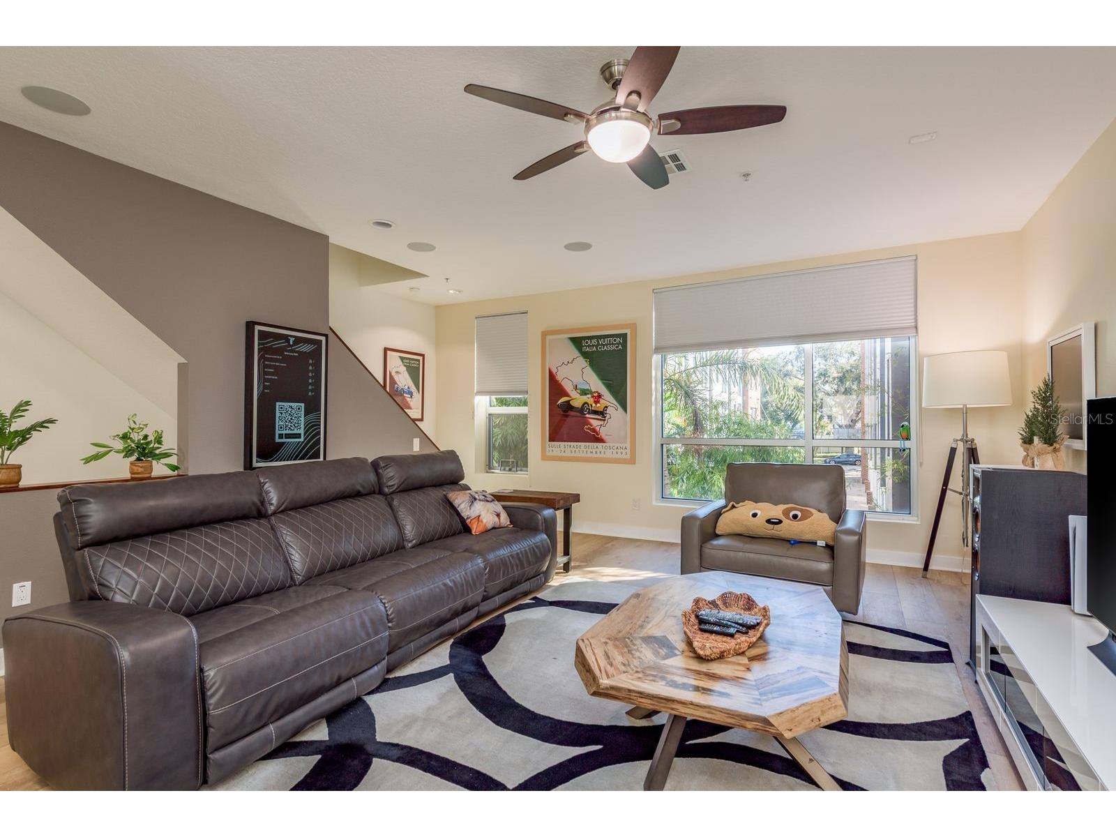 325 5th Avenue S #6 Saint Petersburg FL 33701 TB8474703 image7