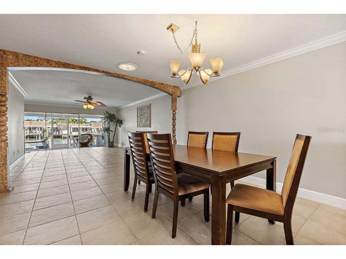 325 Boca Ciega Point Boulevard Saint Petersburg FL 33708 TB8436809 image11