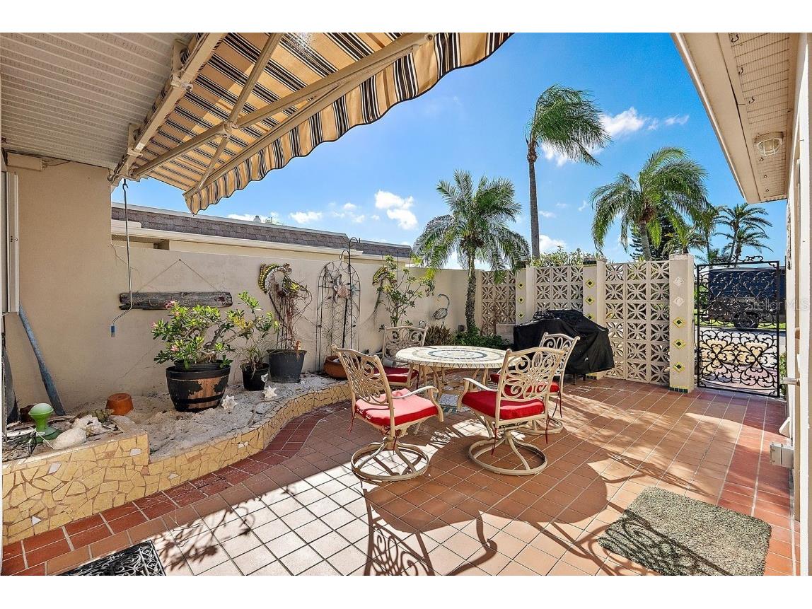 325 Boca Ciega Point Boulevard Saint Petersburg FL 33708 TB8436809 image3