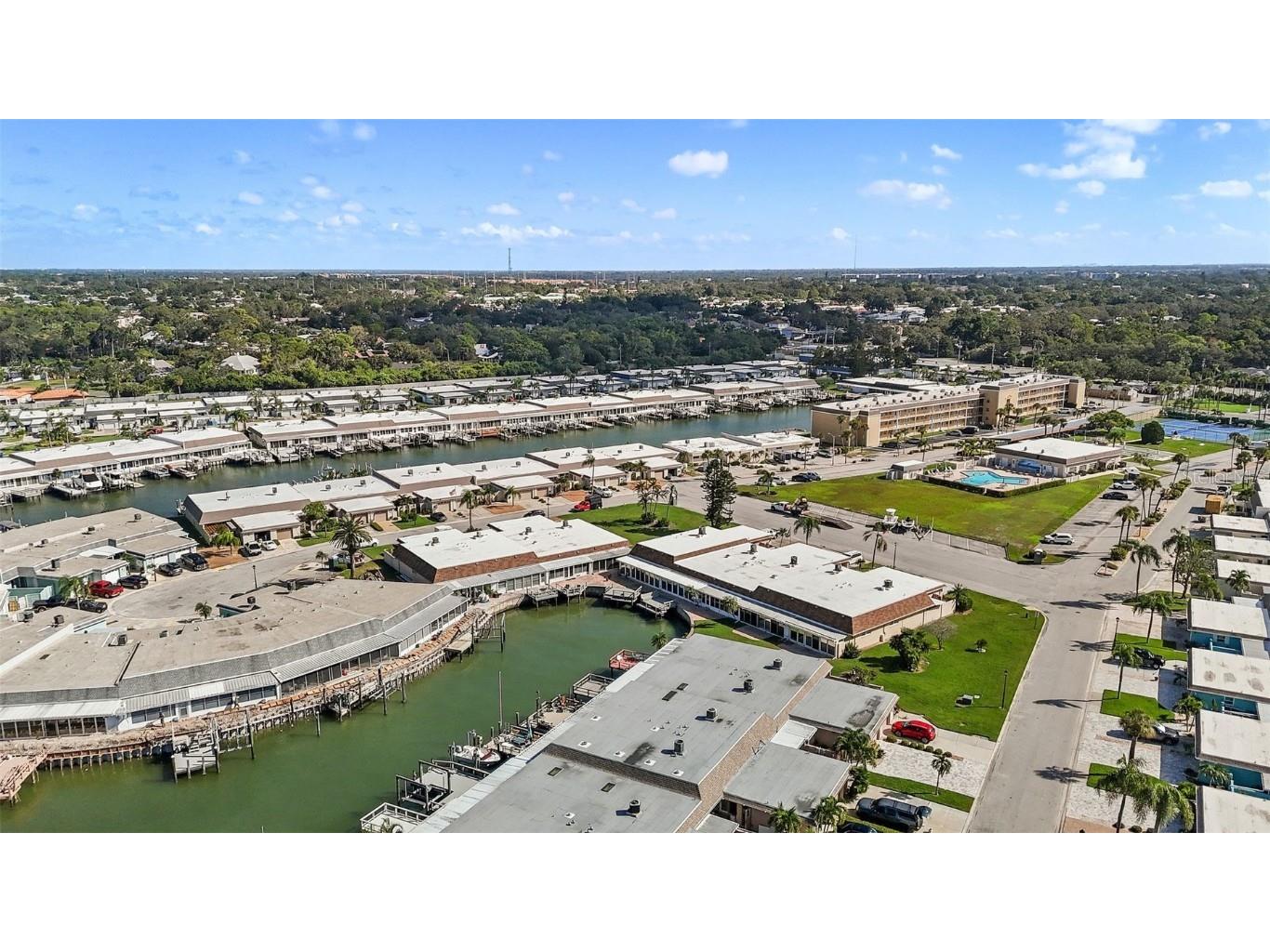 325 Boca Ciega Point Boulevard Saint Petersburg FL 33708 TB8436809 image37