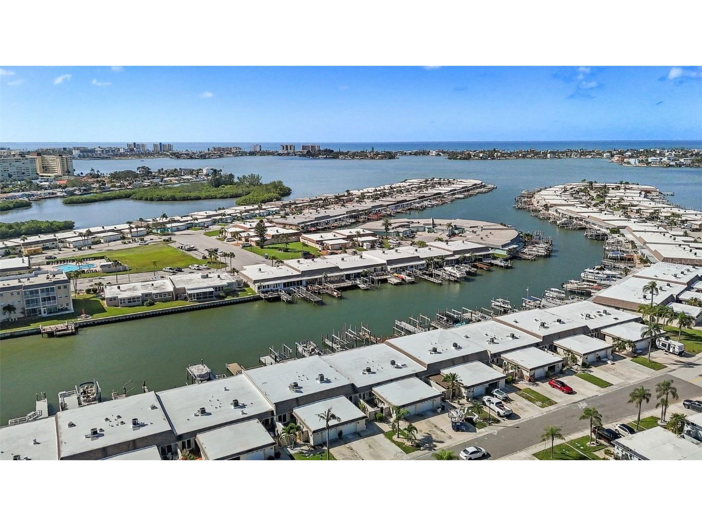325 Boca Ciega Point Boulevard Saint Petersburg FL 33708 TB8436809 image40