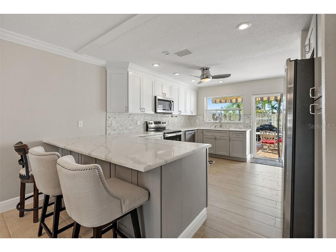 325 Boca Ciega Point Boulevard Saint Petersburg FL 33708 TB8436809 image6