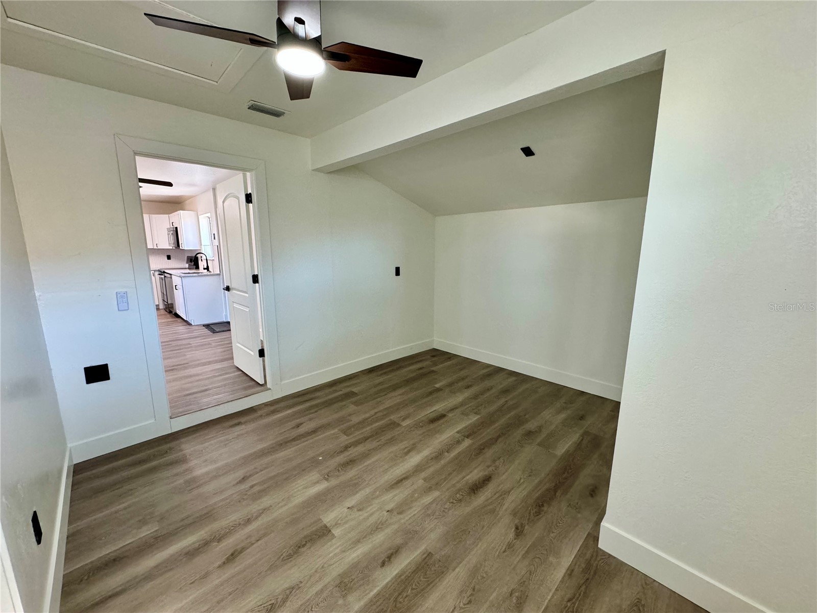 325 Capatola St Port Charlotte FL 33948 D6146389 image18