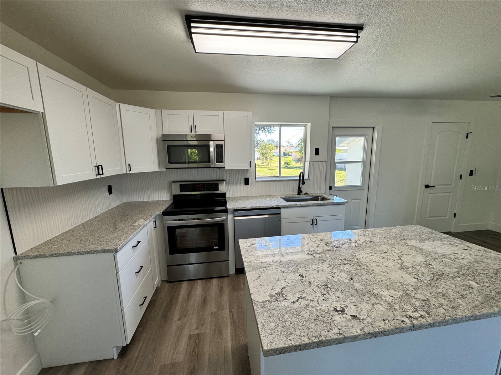325 Capatola St Port Charlotte FL 33948 D6146389 image6